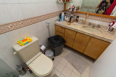 Apartamento à venda com 92m², 3 quartos e 2 vagas Apartamento à venda com 92m², 3 quartos e 2 vagasBanheiro da Suíte