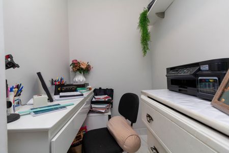 Apartamento à venda com 92m², 3 quartos e 2 vagas Apartamento à venda com 92m², 3 quartos e 2 vagasEscritório