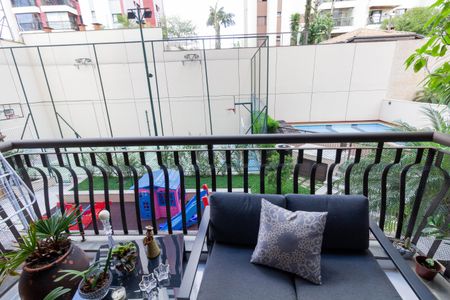 Apartamento à venda com 92m², 3 quartos e 2 vagas Apartamento à venda com 92m², 3 quartos e 2 vagasVaranda