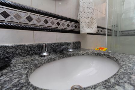 Apartamento à venda com 92m², 3 quartos e 2 vagas Apartamento à venda com 92m², 3 quartos e 2 vagasBanheiro 2
