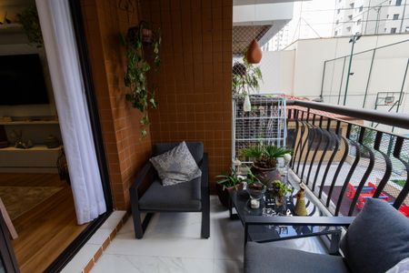 Apartamento à venda com 92m², 3 quartos e 2 vagas Apartamento à venda com 92m², 3 quartos e 2 vagasVaranda