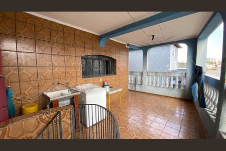 Casa para alugar com 342m², 4 quartos e 6 vagas Casa para alugar com 342m², 4 quartos e 6 vagasÁrea de Serviço