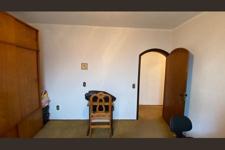 Casa para alugar com 342m², 4 quartos e 6 vagas Casa para alugar com 342m², 4 quartos e 6 vagasQuarto 3