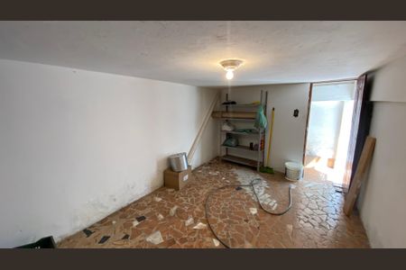 Casa para alugar com 342m², 4 quartos e 6 vagas Casa para alugar com 342m², 4 quartos e 6 vagasPorão