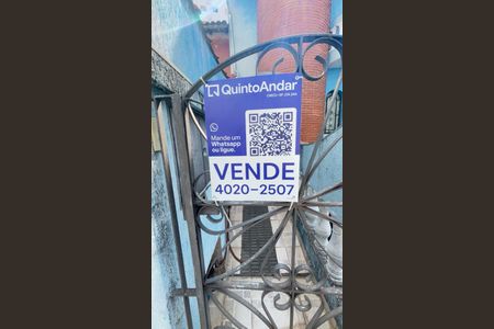 Casa para alugar com 342m², 4 quartos e 6 vagas Casa para alugar com 342m², 4 quartos e 6 vagasFachada