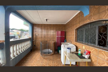 Casa para alugar com 342m², 4 quartos e 6 vagas Casa para alugar com 342m², 4 quartos e 6 vagasÁrea de Serviço