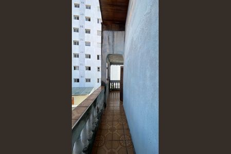 Casa para alugar com 342m², 4 quartos e 6 vagas Casa para alugar com 342m², 4 quartos e 6 vagasQuarto 1 Varanda