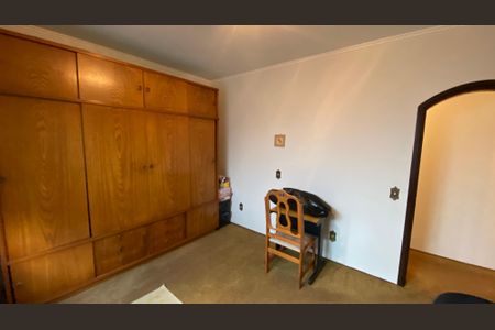 Casa para alugar com 342m², 4 quartos e 6 vagas Casa para alugar com 342m², 4 quartos e 6 vagasQuarto 3