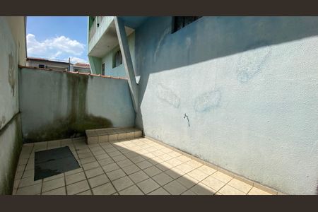 Casa para alugar com 342m², 4 quartos e 6 vagas Casa para alugar com 342m², 4 quartos e 6 vagasQuintal