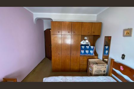 Casa para alugar com 342m², 4 quartos e 6 vagas Casa para alugar com 342m², 4 quartos e 6 vagasQuarto 2