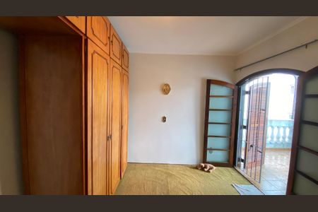 Casa para alugar com 342m², 4 quartos e 6 vagas Casa para alugar com 342m², 4 quartos e 6 vagasQuarto 1