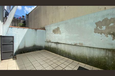 Casa para alugar com 342m², 4 quartos e 6 vagas Casa para alugar com 342m², 4 quartos e 6 vagasQuintal