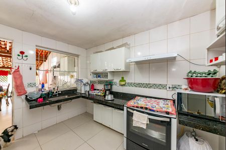 Casa à venda com 360m², 5 quartos e 5 vagasCozinha 1