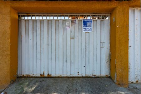 Casa à venda com 360m², 5 quartos e 5 vagasFachada e placa