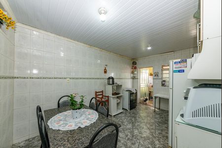 Casa à venda com 360m², 5 quartos e 5 vagasCasa 2 - Cozinha