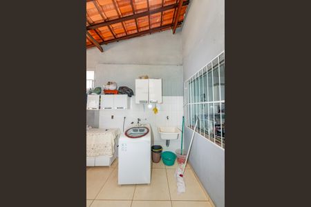 Casa à venda com 360m², 5 quartos e 5 vagasÁrea de Serviço