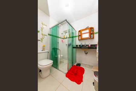 Casa à venda com 360m², 5 quartos e 5 vagasBanheiro Social 1