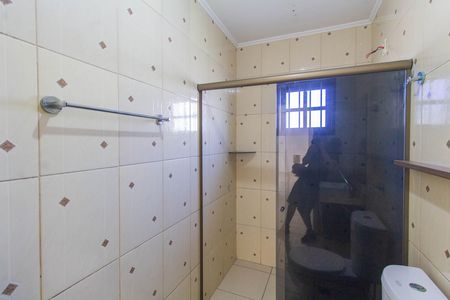 Casa à venda com 100m², 2 quartos e 2 vagas Casa à venda com 100m², 2 quartos e 2 vagasBanheiro