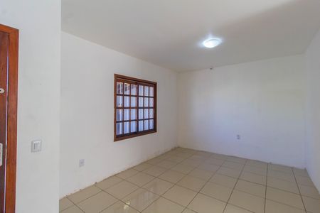 Casa à venda com 100m², 2 quartos e 2 vagas Casa à venda com 100m², 2 quartos e 2 vagasSala