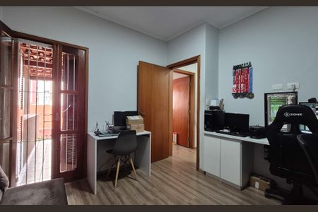 Casa à venda com 154m², 3 quartos e 2 vagas Casa à venda com 154m², 3 quartos e 2 vagasQuarto 2