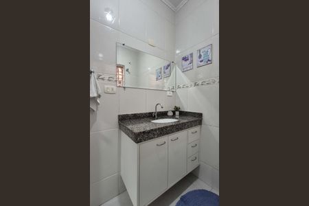 Casa à venda com 154m², 3 quartos e 2 vagas Casa à venda com 154m², 3 quartos e 2 vagasBanheiro 2