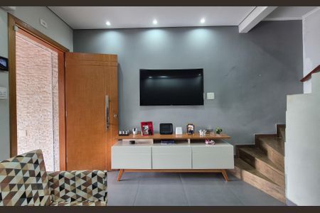 Casa à venda com 154m², 3 quartos e 2 vagas Casa à venda com 154m², 3 quartos e 2 vagasSala