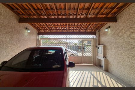 Casa à venda com 154m², 3 quartos e 2 vagas Casa à venda com 154m², 3 quartos e 2 vagasVista