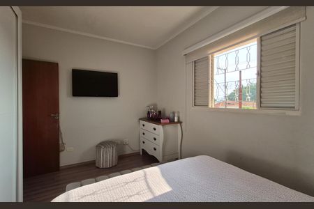 Casa à venda com 154m², 3 quartos e 2 vagas Casa à venda com 154m², 3 quartos e 2 vagasQuarto 1