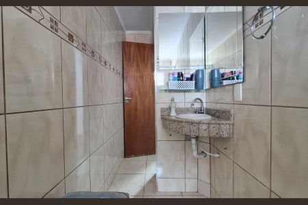 Casa à venda com 154m², 3 quartos e 2 vagas Casa à venda com 154m², 3 quartos e 2 vagasBanheiro 1