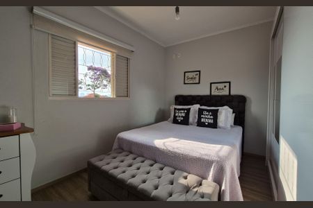 Casa à venda com 154m², 3 quartos e 2 vagas Casa à venda com 154m², 3 quartos e 2 vagasQuarto 1