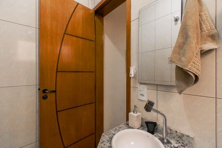 Casa de condomínio à venda com 100m², 2 quartos e 2 vagas Casa de condomínio à venda com 100m², 2 quartos e 2 vagasBanheiro da Suíte 2