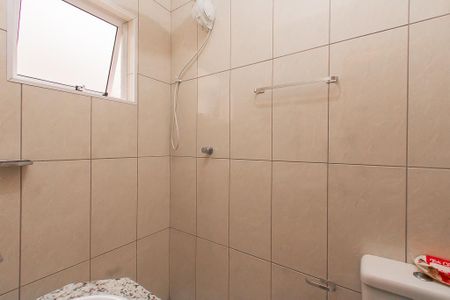 Casa de condomínio à venda com 100m², 2 quartos e 2 vagas Casa de condomínio à venda com 100m², 2 quartos e 2 vagasBanheiro da Suíte 2