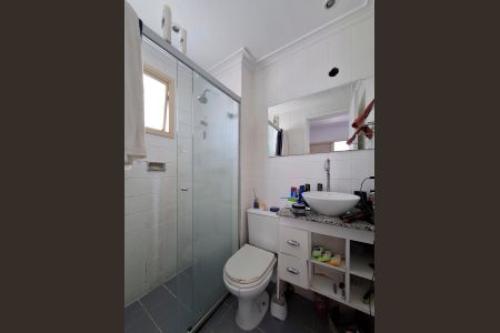 Apartamento à venda com 58m², 3 quartos e 1 vagaBanheiro Quarto 2
