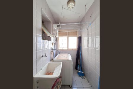 Apartamento à venda com 58m², 3 quartos e 1 vagaÁrea de Serviço