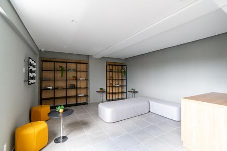 Apartamento à venda com 37m², 2 quartos e 1 vaga Apartamento à venda com 37m², 2 quartos e 1 vagaÁrea comum