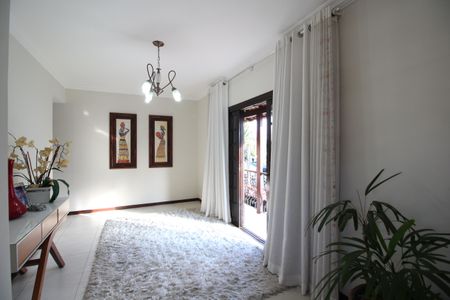 Casa de condomínio à venda com 313m², 5 quartos e 7 vagasSala 2