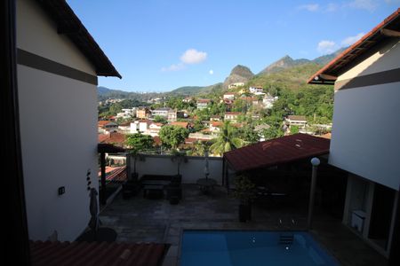 Casa de condomínio à venda com 313m², 5 quartos e 7 vagasSala 2 - Vista