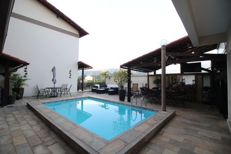 Casa de condomínio à venda com 313m², 5 quartos e 7 vagasPiscina