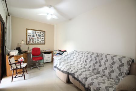 Casa de condomínio à venda com 313m², 5 quartos e 7 vagasQuarto 1