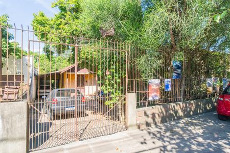 Casa à venda com 80m², 3 quartos e 3 vagasFachada e Placa