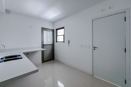 Apartamento à venda com 153m², 3 quartos e 2 vagasCozinha