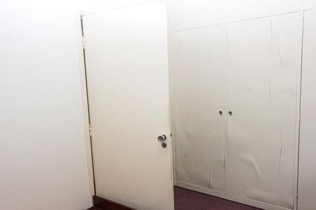 Casa à venda com 280m², 4 quartos e 8 vagas Casa à venda com 280m², 4 quartos e 8 vagasQuarto 1