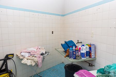 Casa à venda com 280m², 4 quartos e 8 vagas Casa à venda com 280m², 4 quartos e 8 vagasÁrea de Serviço