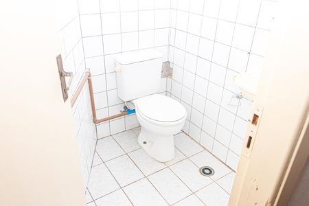 Casa à venda com 280m², 4 quartos e 8 vagas Casa à venda com 280m², 4 quartos e 8 vagasBanheiro do Escritório