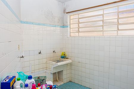 Casa à venda com 280m², 4 quartos e 8 vagas Casa à venda com 280m², 4 quartos e 8 vagasÁrea de Serviço