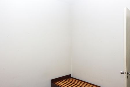 Casa à venda com 280m², 4 quartos e 8 vagas Casa à venda com 280m², 4 quartos e 8 vagasQuarto 1