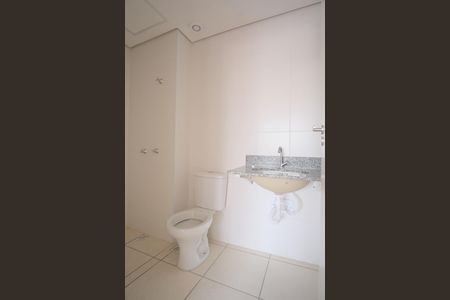 Apartamento para alugar com 42m², 2 quartos e sem vagaBanheiro