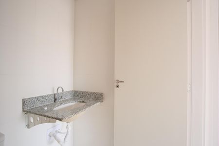 Apartamento para alugar com 42m², 2 quartos e sem vagaBanheiro