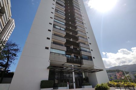 Apartamento para alugar com 280m², 4 quartos e 3 vagasFachada do bloco