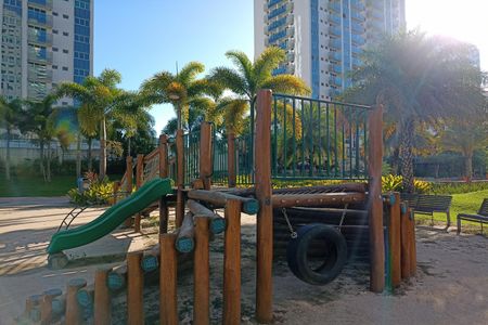 Apartamento para alugar com 280m², 4 quartos e 3 vagasÁrea comum - Playground